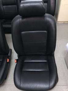 愛車雖報(bào)廢，真皮座椅卻依舊閃亮 轉(zhuǎn)讓988三廂完美座椅